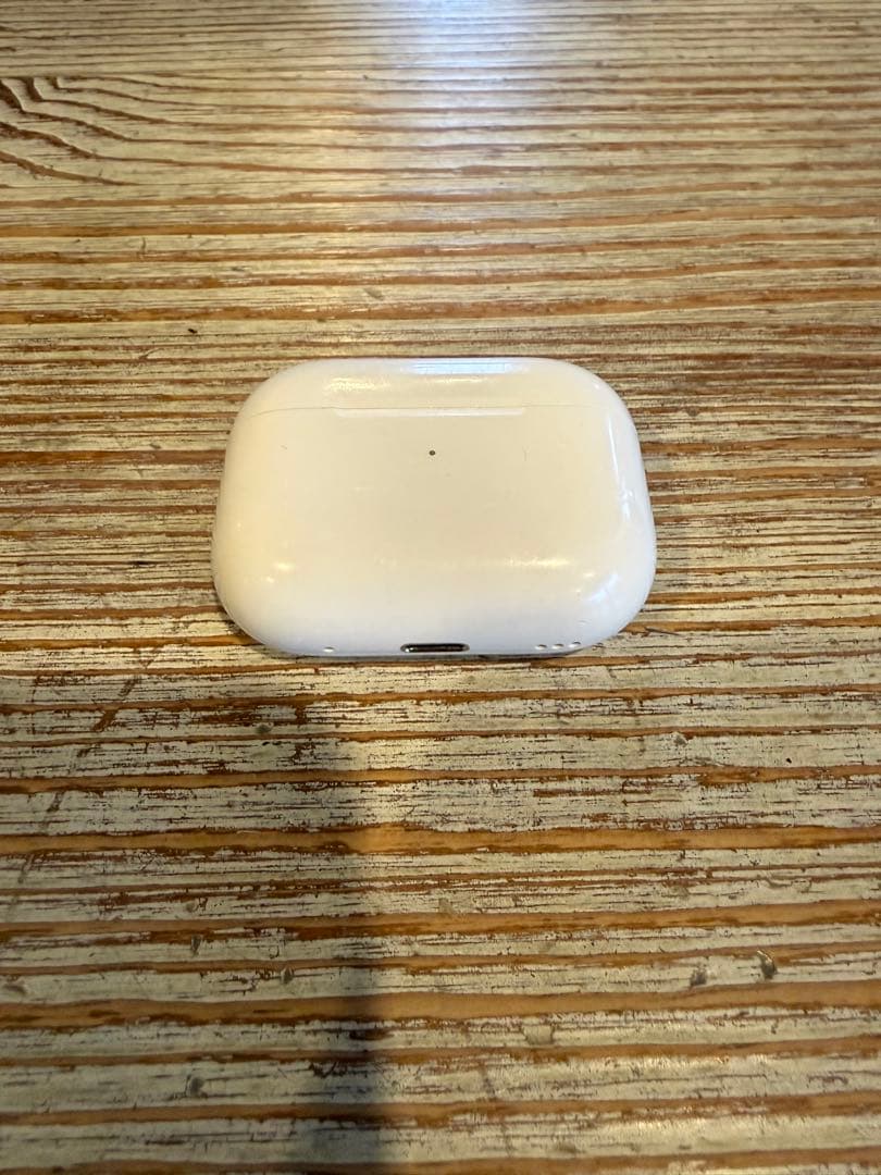 MacBook本体 MacBook Pro, AirPods Pro, Apple Watch 7