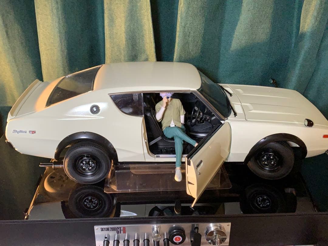 ディアゴステーニ1/8スカイライン2000 GT-R 完成品豪華オプションセット
