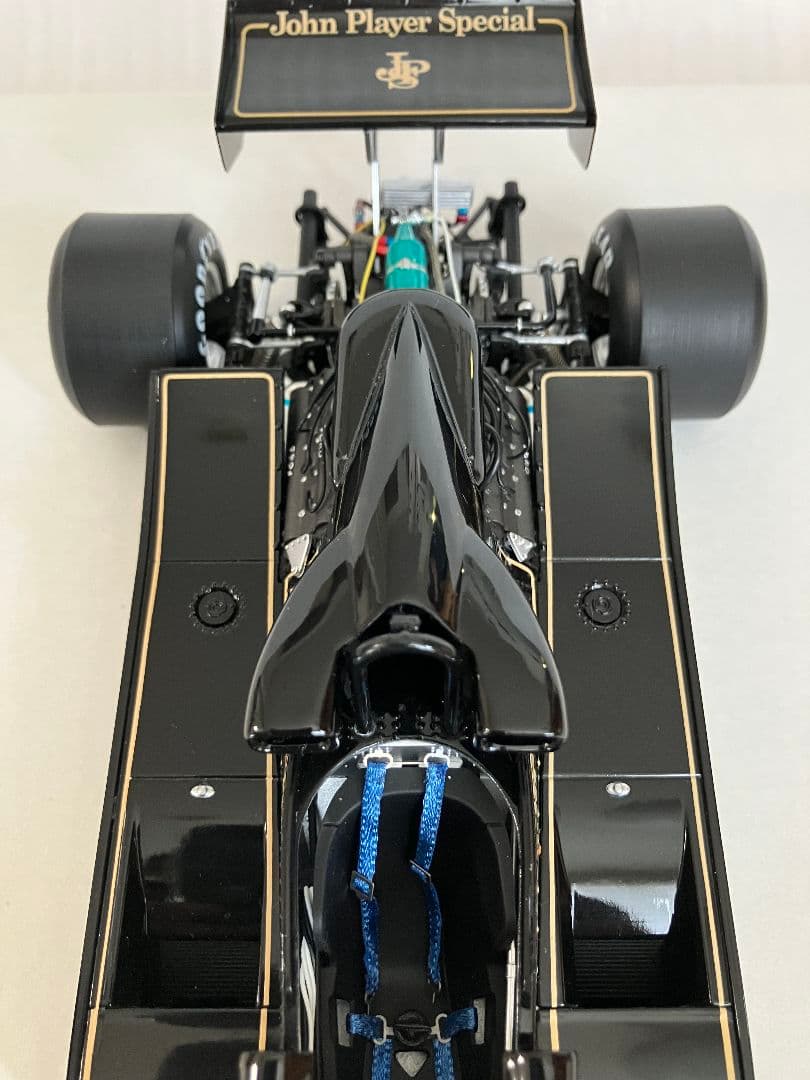 O⑧ ロータス78 ミニカー 1/18 ロニー・ピーターソン　JPS仕様