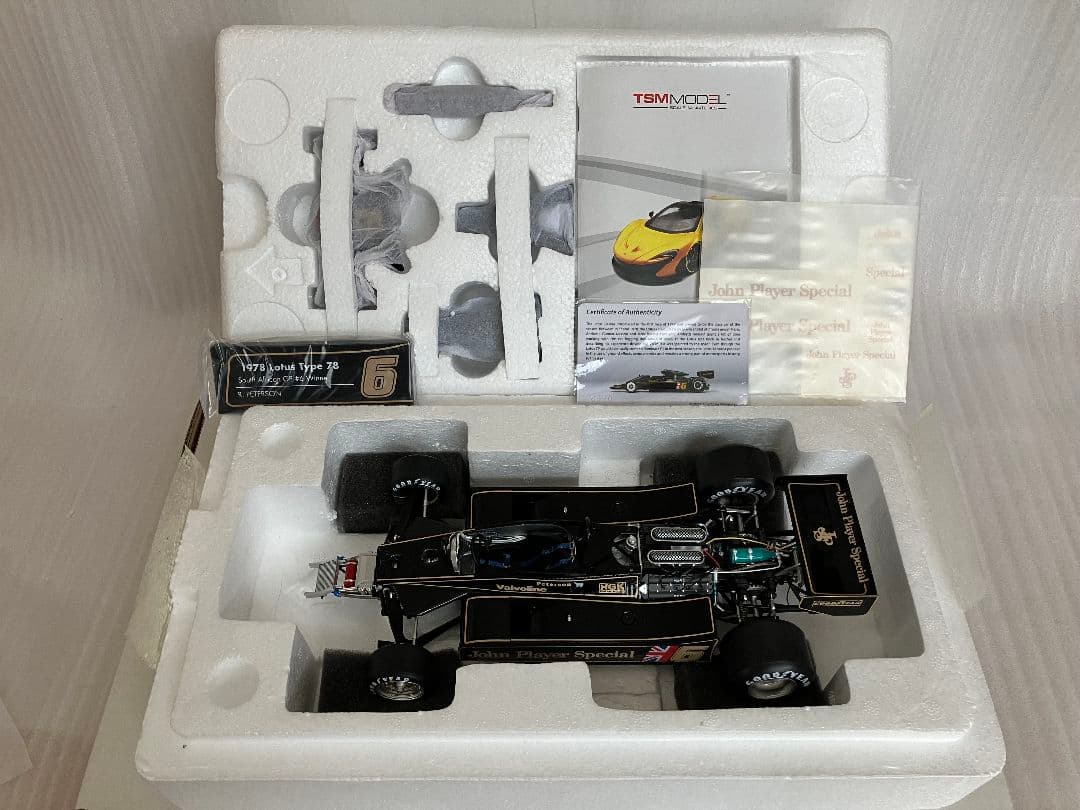 O⑧ ロータス78 ミニカー 1/18 ロニー・ピーターソン　JPS仕様