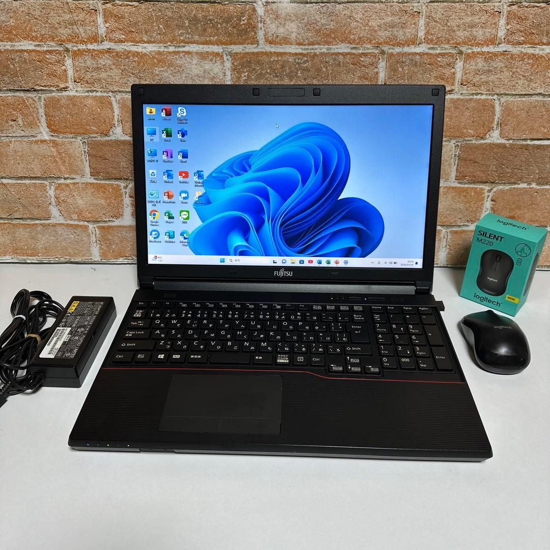 富士通ノート PC Corei5 SSD256GB メモリ16GB Win11