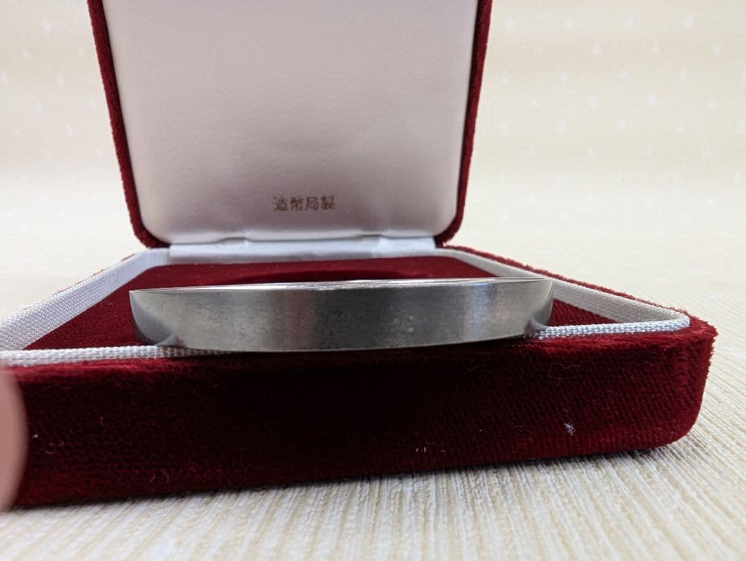 1982年 500円白銅貨発行 記念メダル 純銀製