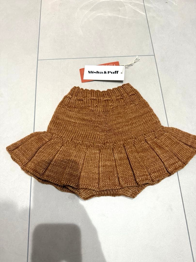 新品タグ付き misha and puffスケポン3y