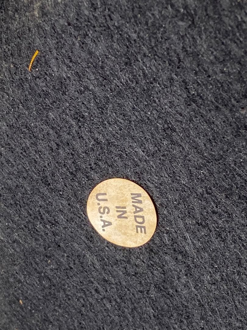 2049 ❣️ 石を負うカリアティード　像