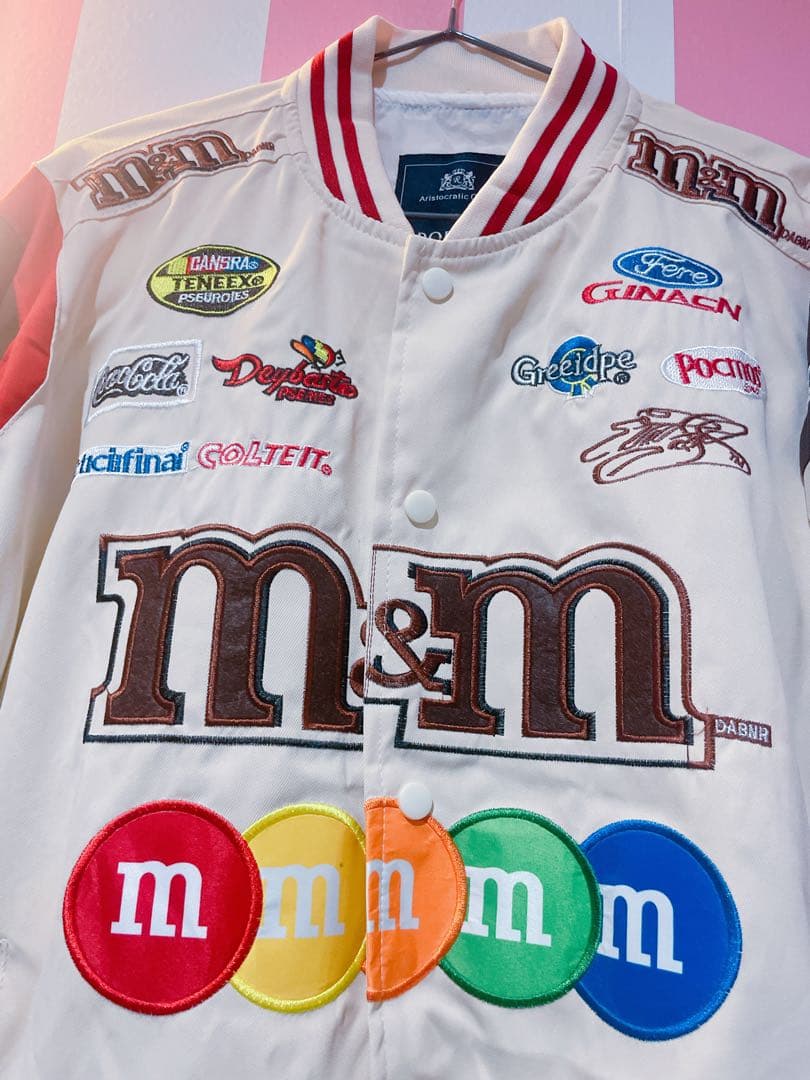 春先に❤️M&M's ロゴ入り ブルゾン