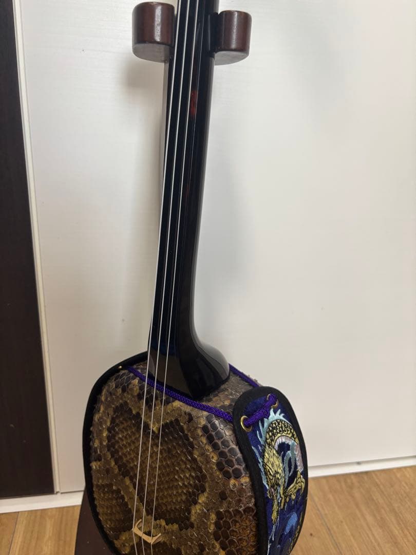 沖縄三線　重さ500グラム　真嘉比型