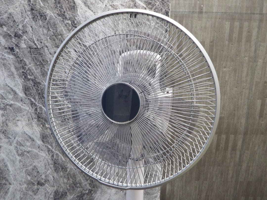 HITACHI 扇風機 HEF-DC6000 日立 DCモーター スリムファン