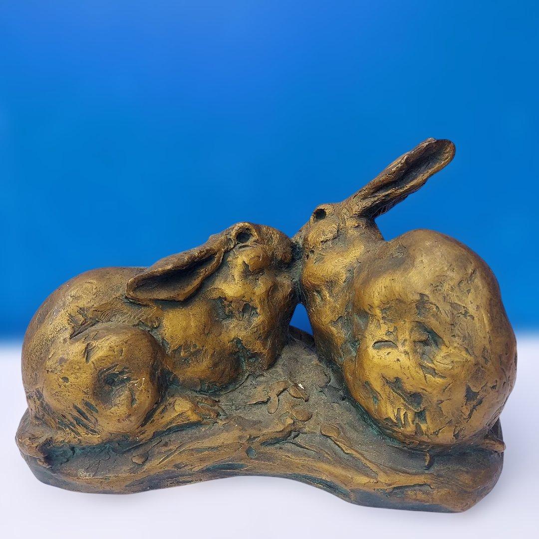 北村西望作 題名「かたらい」　兎　うさぎ　ウサギ　ブロンズ　接吻　恋人　夫婦