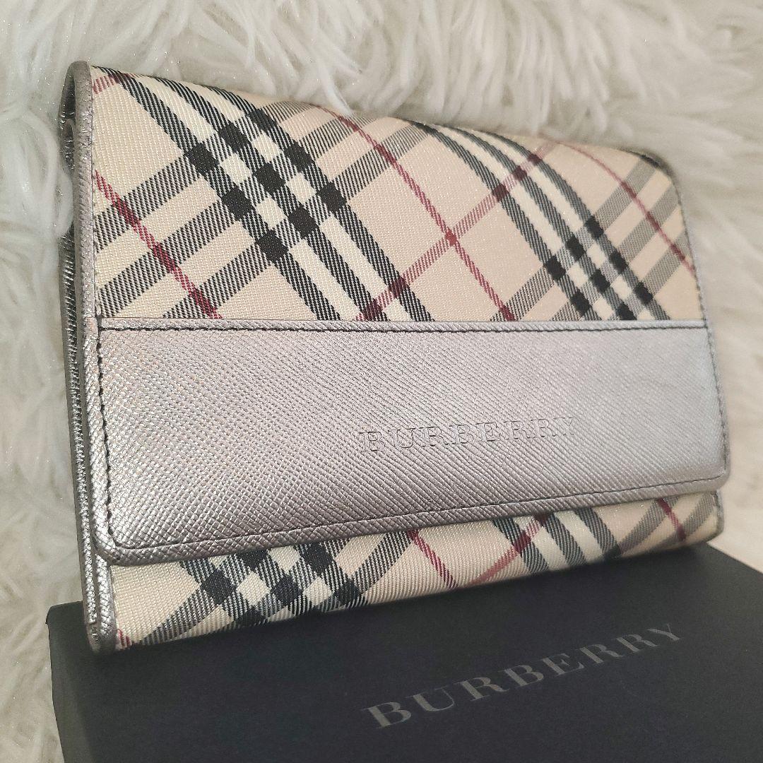 ⭐極美品⭐BURBERRY ノバチェック 二つ折り財布 シルバー