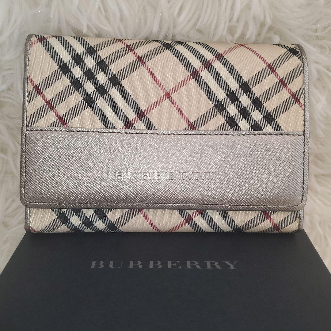 ⭐極美品⭐BURBERRY ノバチェック 二つ折り財布 シルバー
