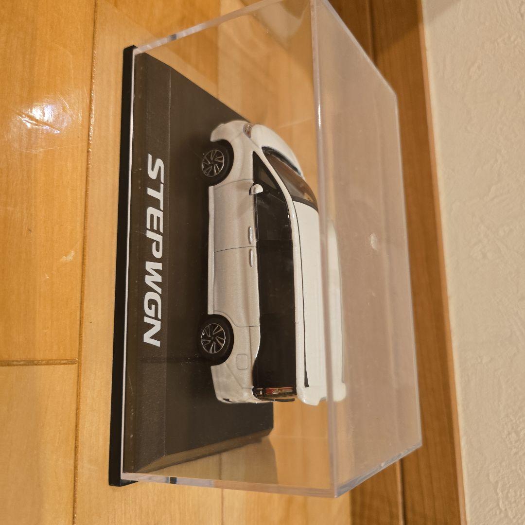 1/43 ホンダ 5代目ステップワゴン カラーサンプルミニカー