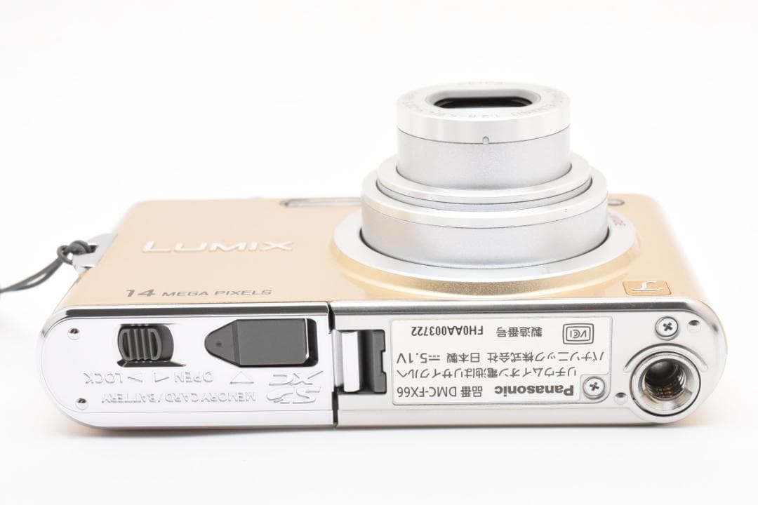 【最終値下】Panasonic Lumix DMC_FX66 Gold