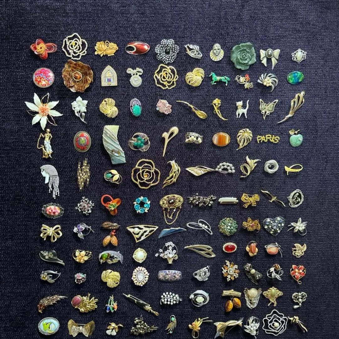 【vintage】ブローチ　200点　大量　まとめ売り