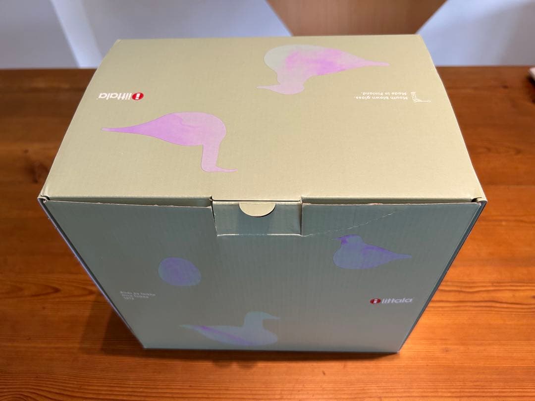 イッタラ バード モスグリーン