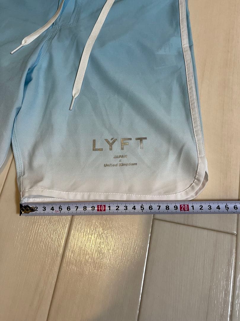 LYFT サーフパンツ Sサイズ