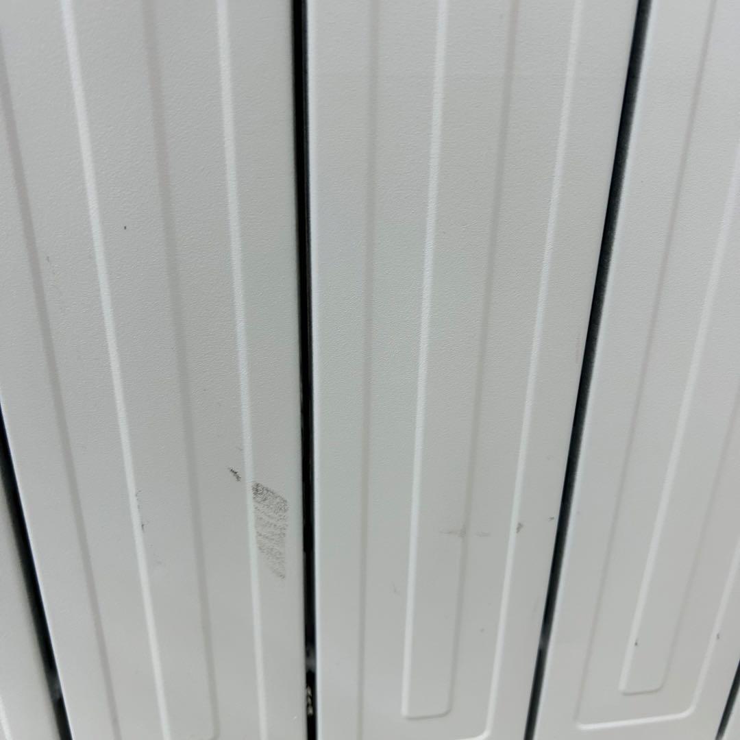 2024年製　VERSOS オイルレスヒーター SH-400 ホワイト