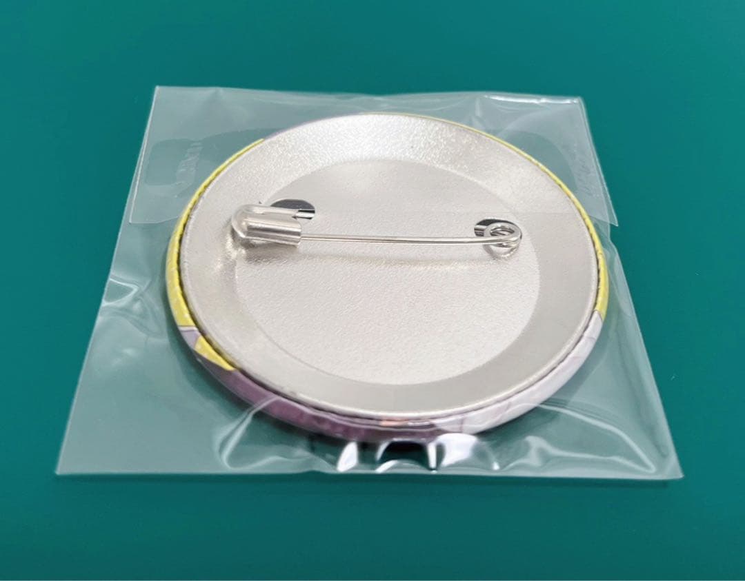 【激レア】　世界で一番おっぱいが好き！　昆布わかめ　缶バッジ　特典限定品　希少