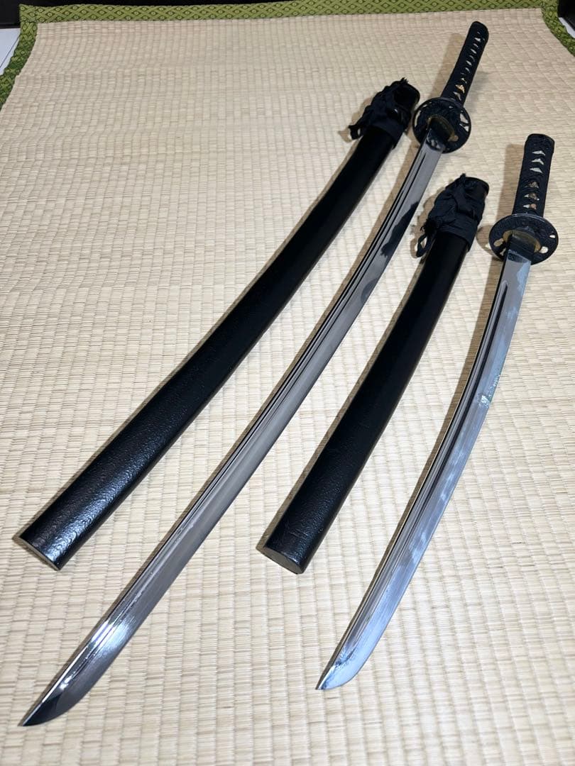 模造刀 太刀 脇差し 2本セット！　※刀身に樋あり（バラ売り不可）【M02】