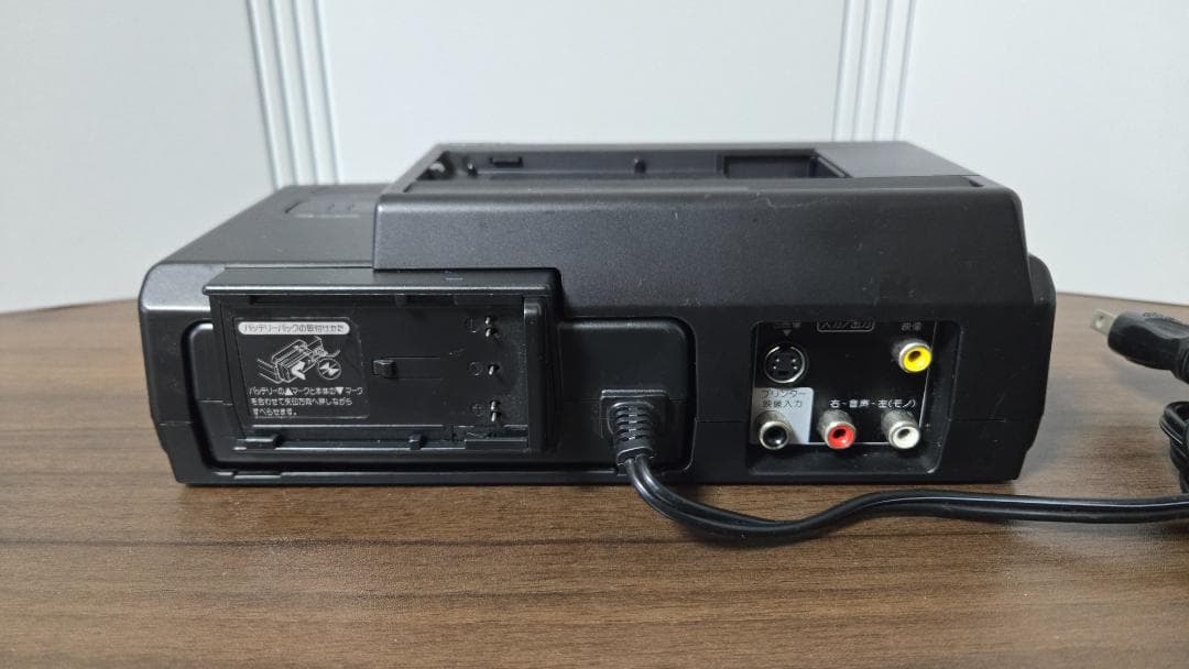 SHARP Hi8 ビデオカメラ VL-HL50 液晶ビューカム