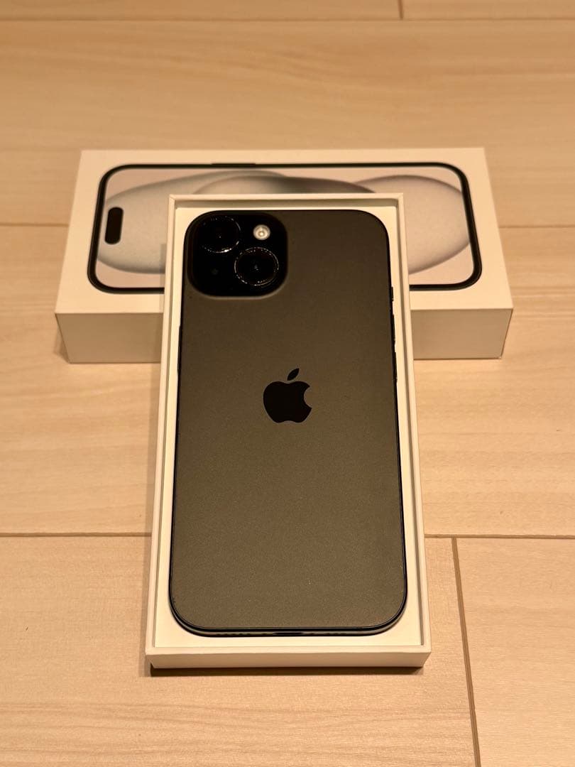 iPhone 15 512GB ブラック 本体 SIMフリー