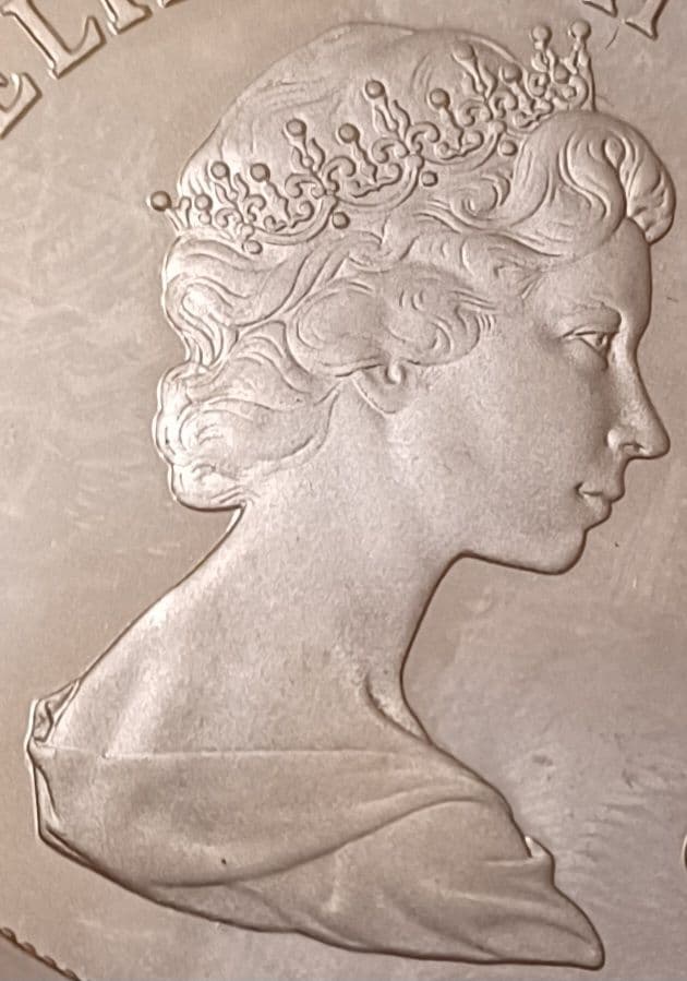 銀品位(.925)ツバル エリザベス皇太后生誕80周年大型銀貨(クラウンサイズ)