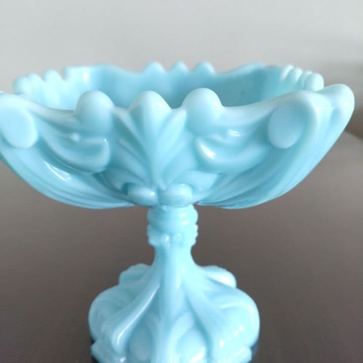 アンティーク ティファニーブルーコンポート⭐︎ミルクガラス ⭐︎ファイヤーキング