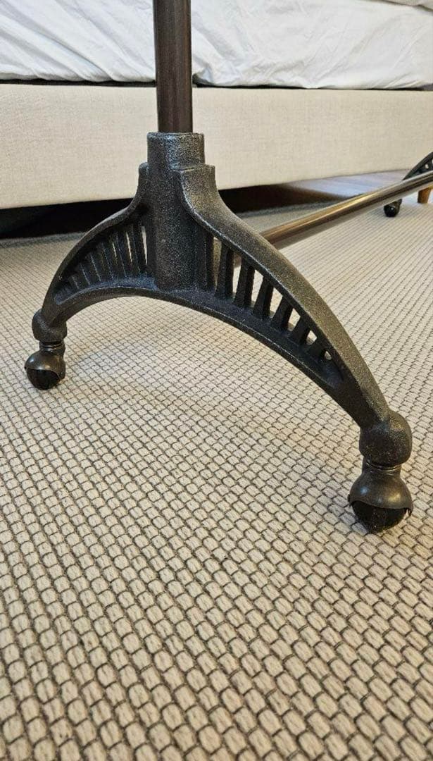 アンティークのブロンズスチールラック　2点セット　ヴィンテージ