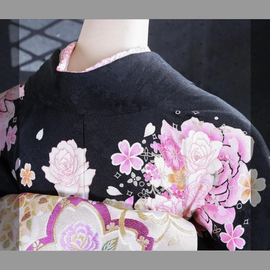 【くみこさま専用】振袖セット　美品　ピンク×黒　バラ　かわいい