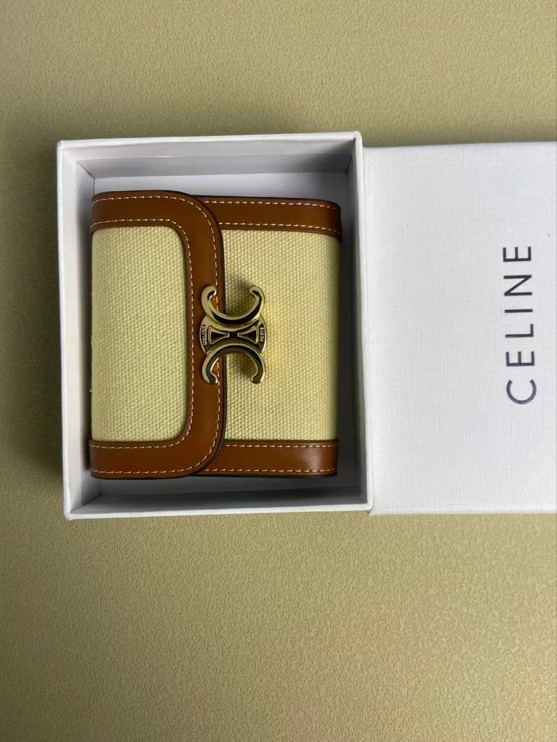CELINEベージュ×ブラウン キャンバス×レザー 三つ折り財布CELINEロゴ
