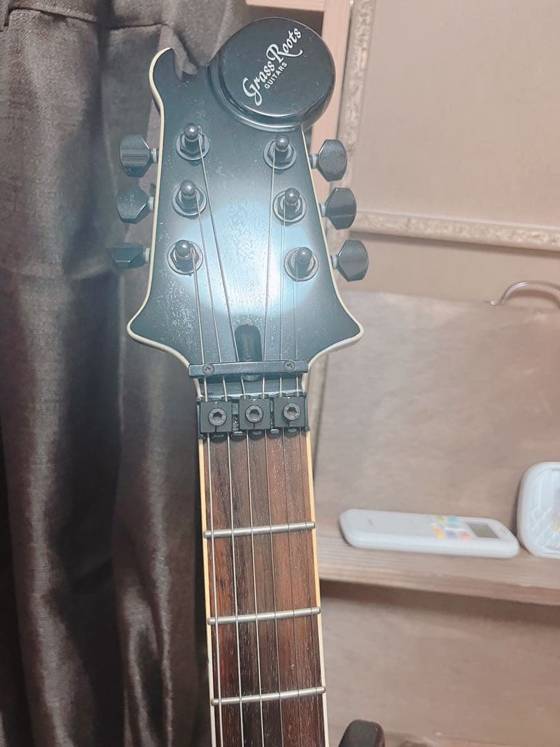 S*o様 ストラップ、ケース付きグラスルーツ ナイトメア咲人ギター syoury