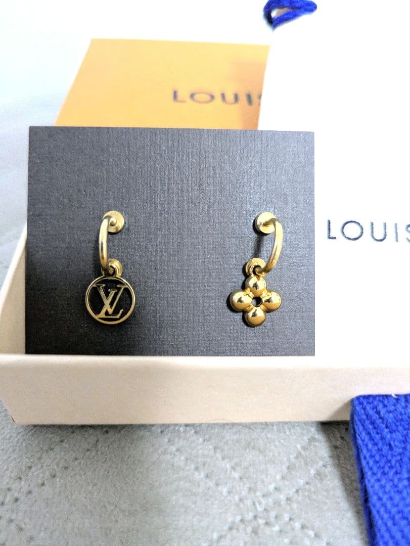 ☆美品☆ Louis Vuitton ブックルドレイユ・ブルーミングピアス