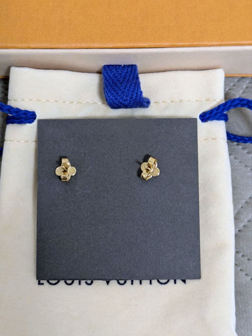 ☆美品☆ Louis Vuitton ブックルドレイユ・ブルーミングピアス