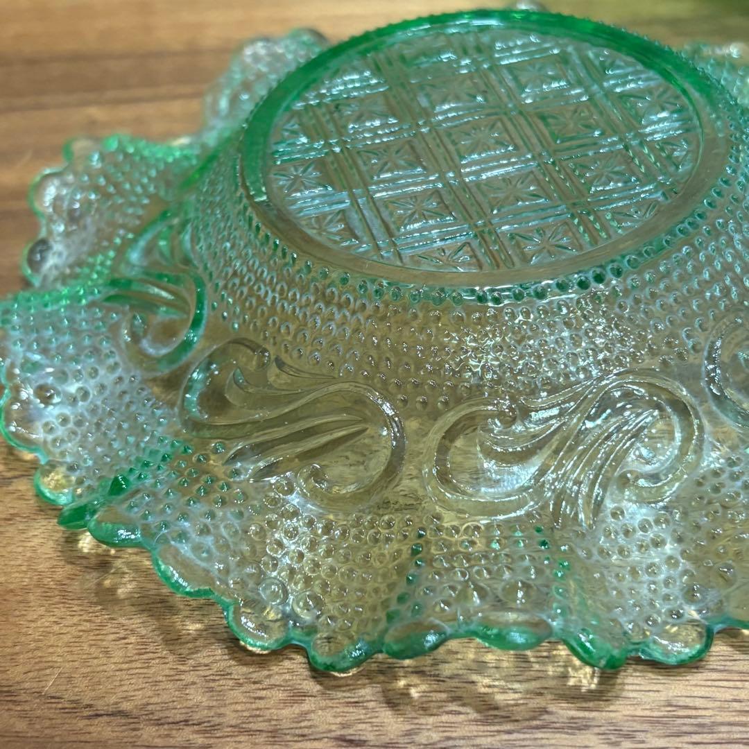 昭和レトロ◎フリルプレスガラス