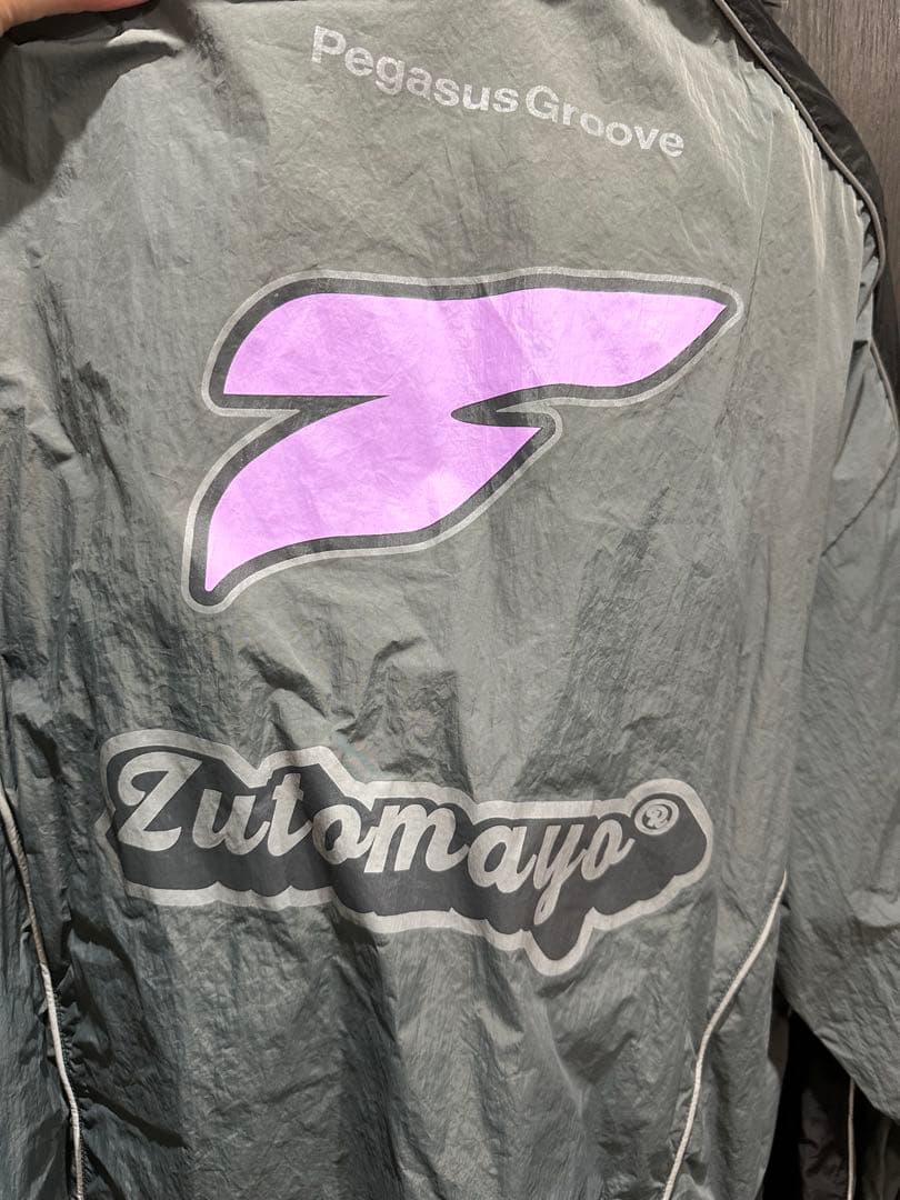 ずっと真夜中でいいのに。セットアップ グレー ナイロンジャケット　ナイロンパンツ