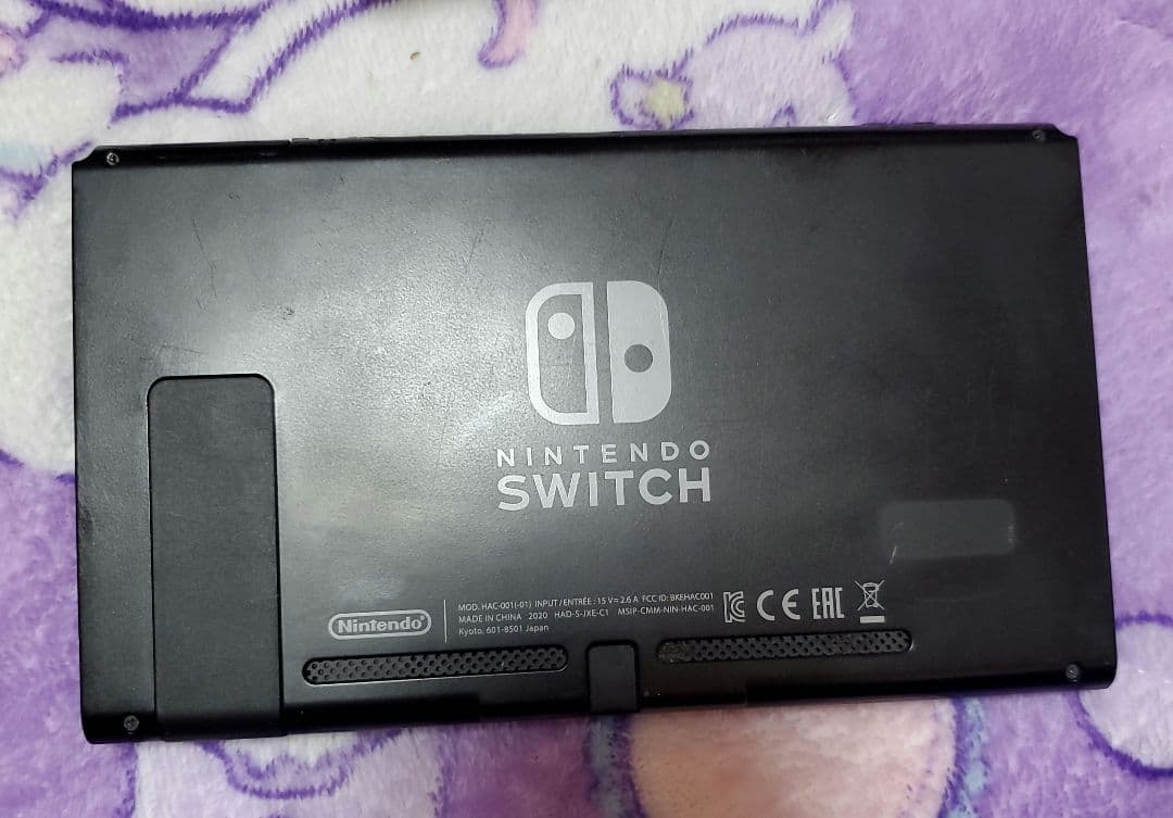 美品　Nintendo Switch ネオンブルー・ネオンレッド