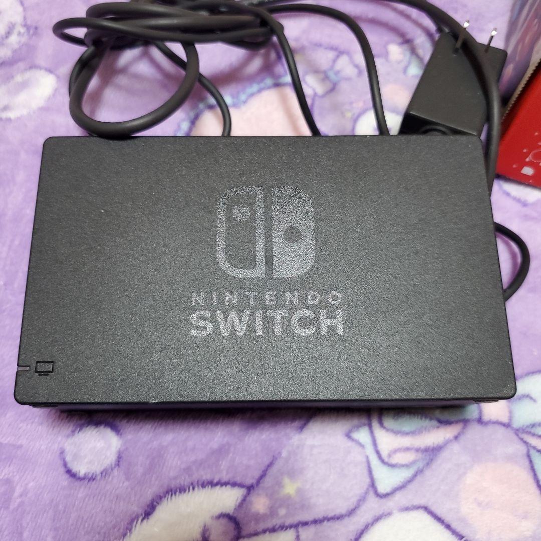 美品　Nintendo Switch ネオンブルー・ネオンレッド