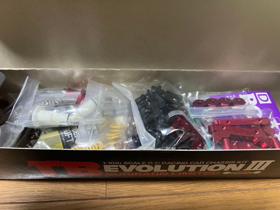 TBEvolutionIII 1/10スケールRCカーキットスリカーンリミテッド