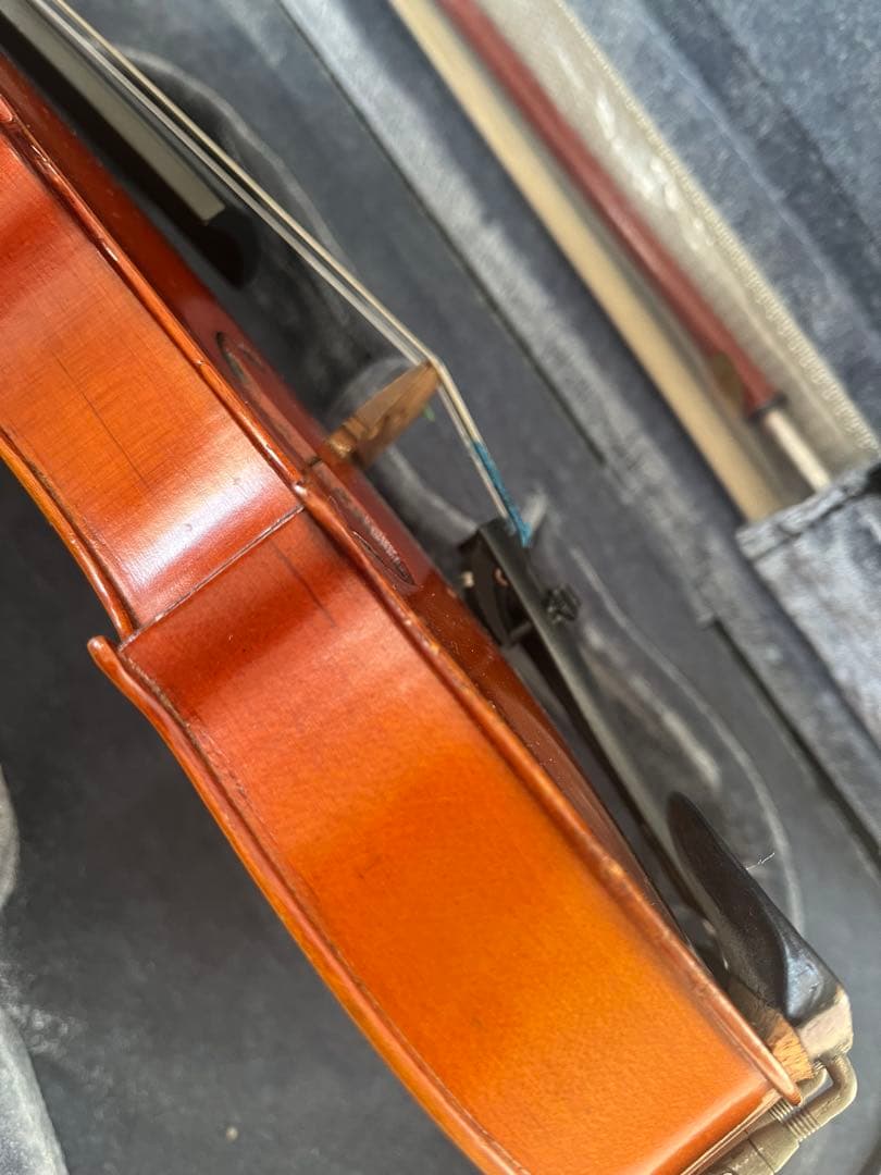 鈴木バイオリン　1/8サイズ　推定1960年代後半製造　背面刻印あり