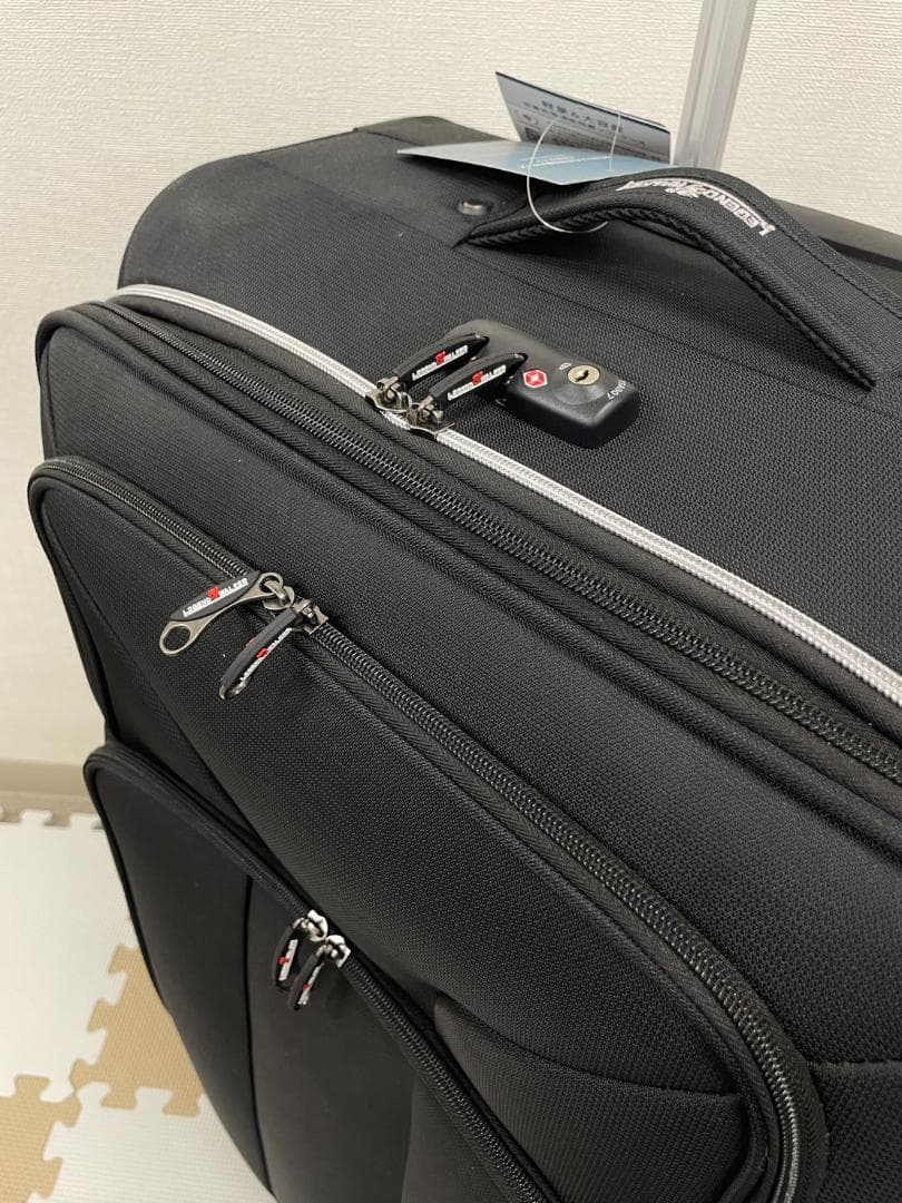 【軽量・便利な前ポケット付き！】LEGEND WALKER ソフトケース Ｌ