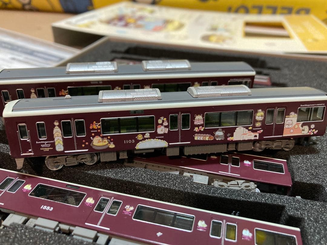 阪急1000系(すみっコぐらしラッピング・宝塚線) 8両編成セット(動力付)