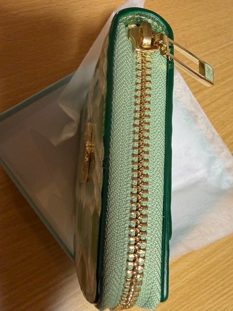 あすやすママさん専用　ハースケジュール　二つ折り財布 ミントグリーン