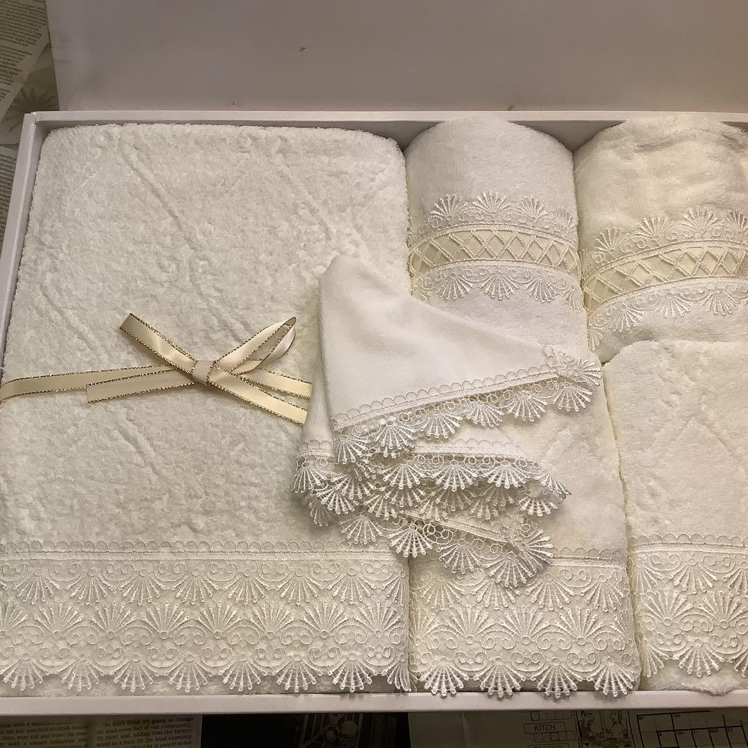 新品 バスタオル CHIKAZAWA 近沢レース 内野 タオルセット ハンカチ