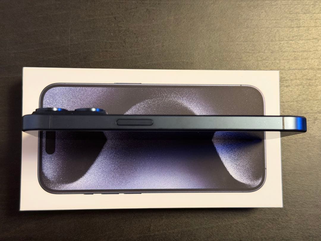 [美品] Apple iPhone 15 Pro 256GBブルーチタニウム