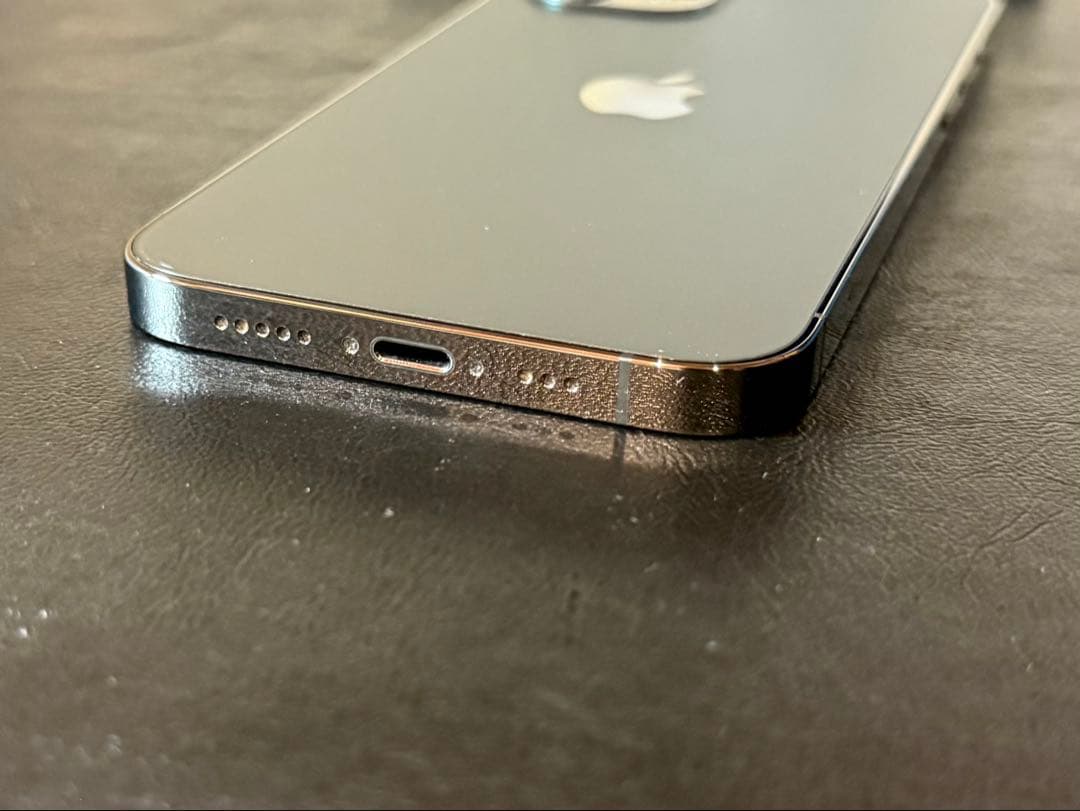 超美品/iPhone 12 Pro/256GB/グラファイト/SIMフリー