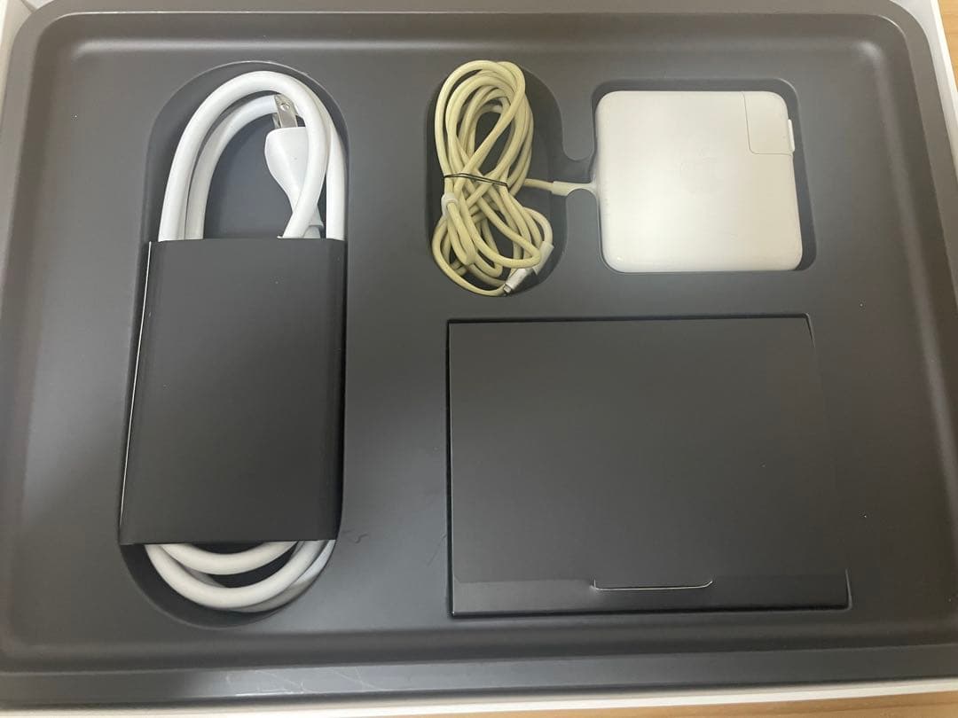 MacBook Pro 13シルバー 日本語配列　2015