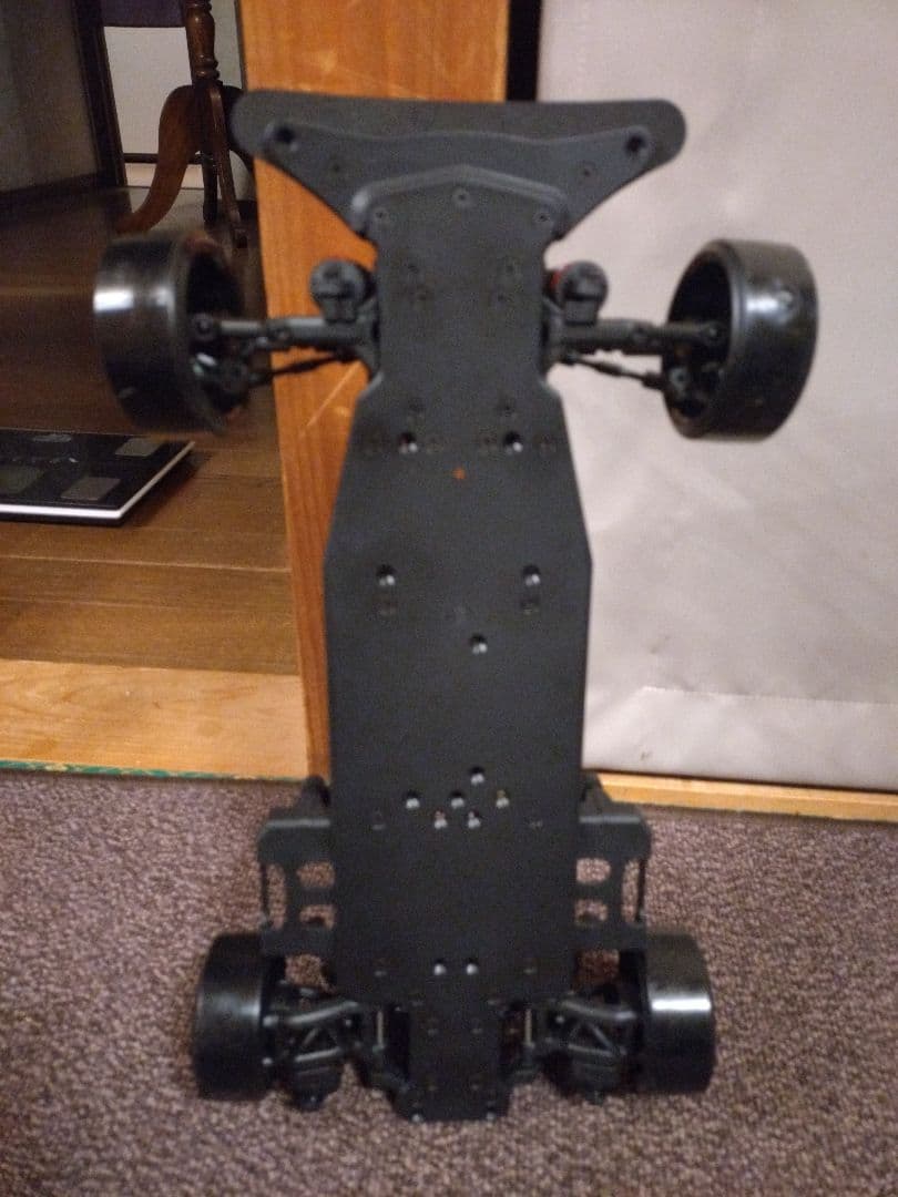 ほぼ新品　2WD RC ドリフトカー 組み立て済みフルセット