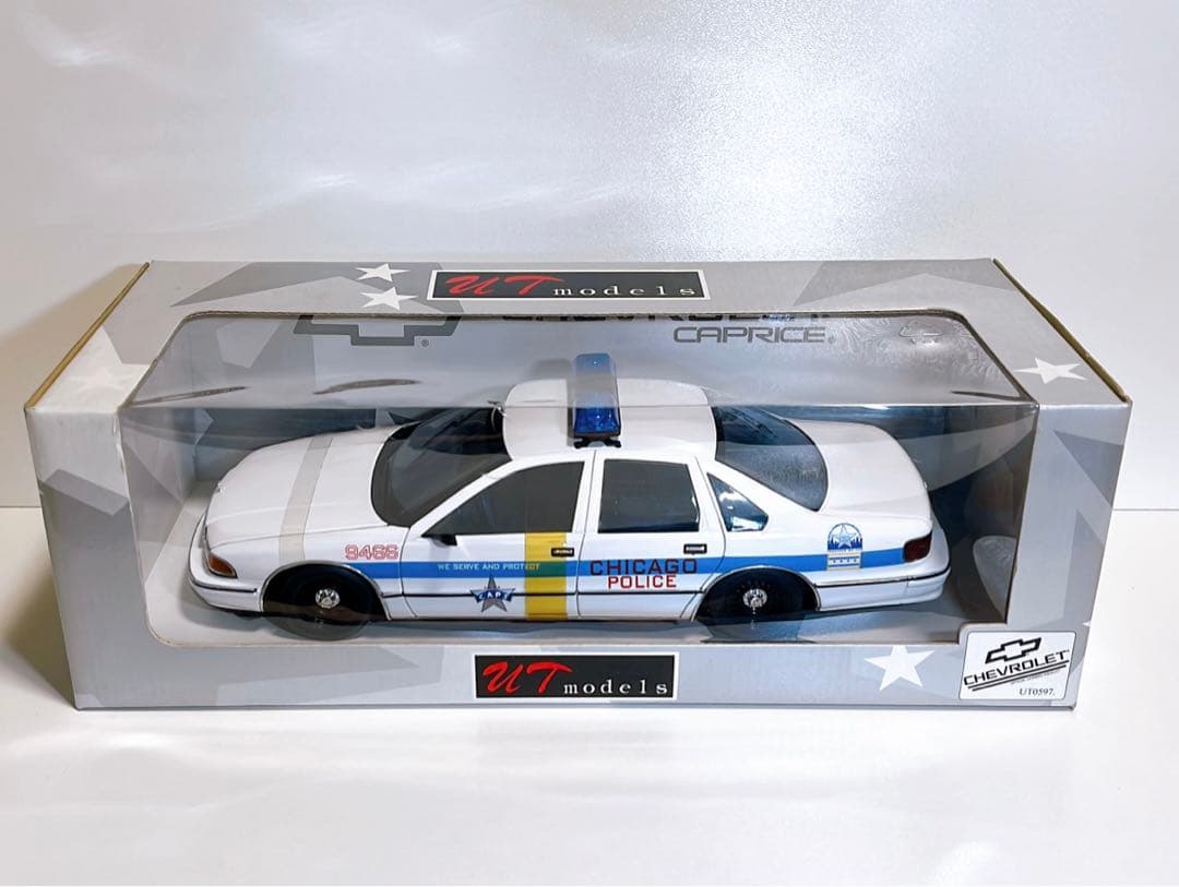 【希少絶版品!!】 UTモデル シボレーカリプスパトカー シカゴ市警