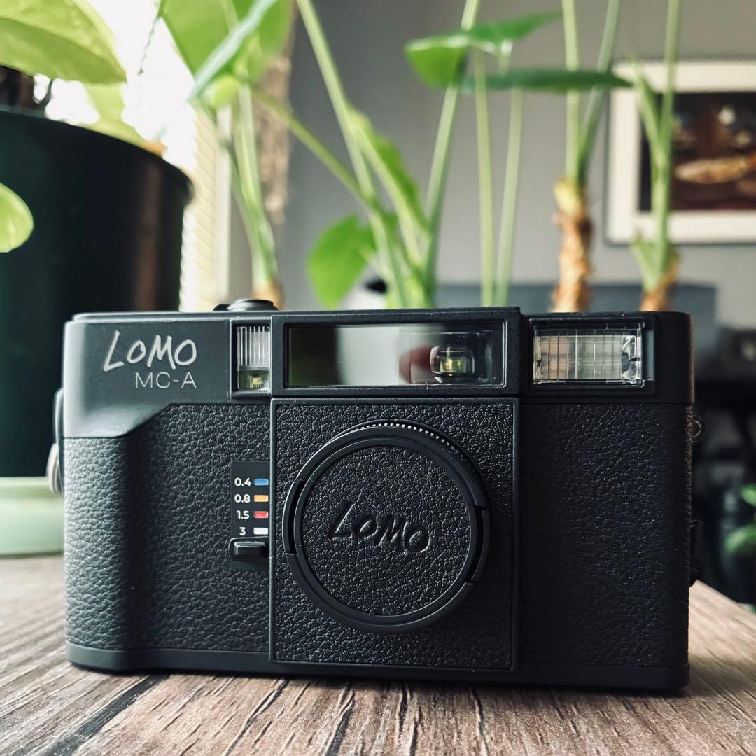 LoMo MC-A ブラック コンパクトフィルムカメラ