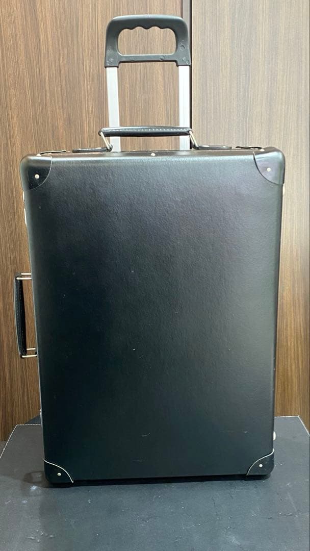 1回　グローブトロッター　オリジナル キャリーオン 30L　機内持込