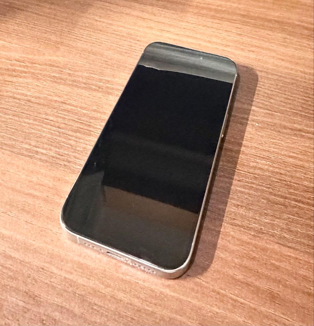 iPhone15 Pro 256GB ナチュラルチタニウム SIMフリー
